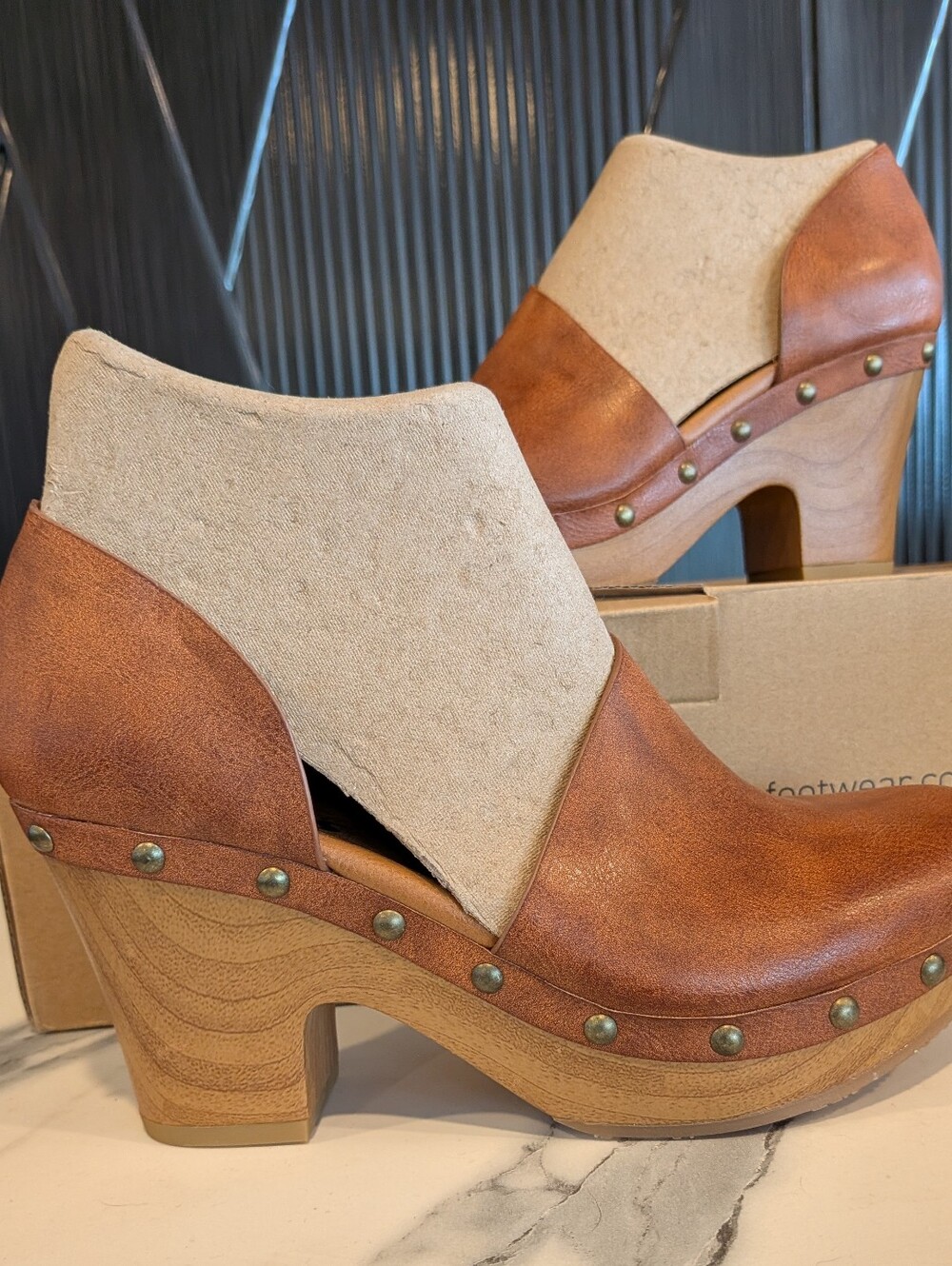 KORKS Arielle D'Orsay Clog Booties - Women - Picture 6 of 14